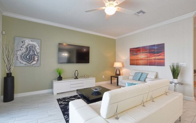 Storey Lake-6 Bedroom Pool Home- 1652ST