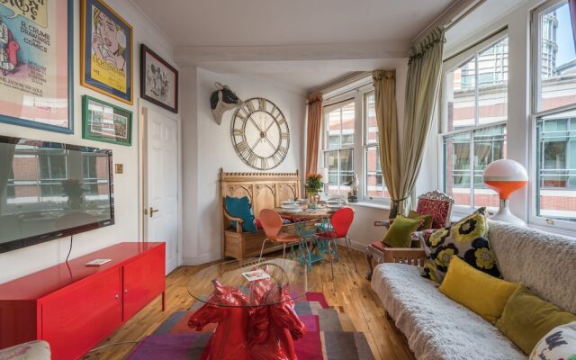 Sensational St Paul's Home by the Cathedral
