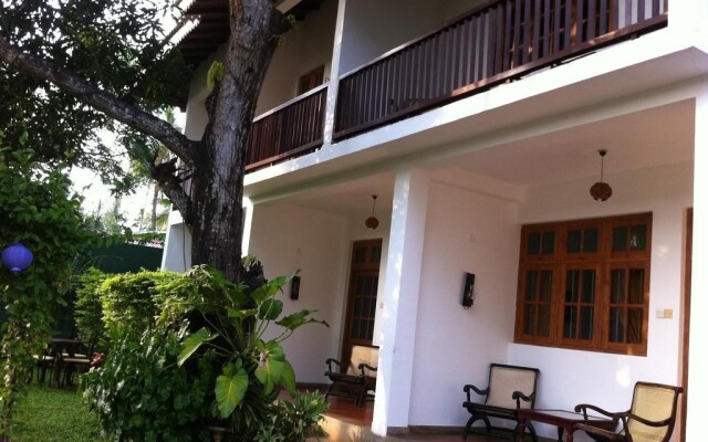 Little Paradise Tourist Guest House And Holiday Home