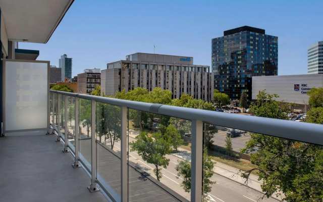Hampton Inn by Hilton Winnipeg Downtown