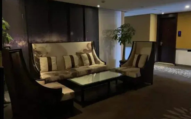 Chengzi Crystal Hotel Tongling Rt-Mart
