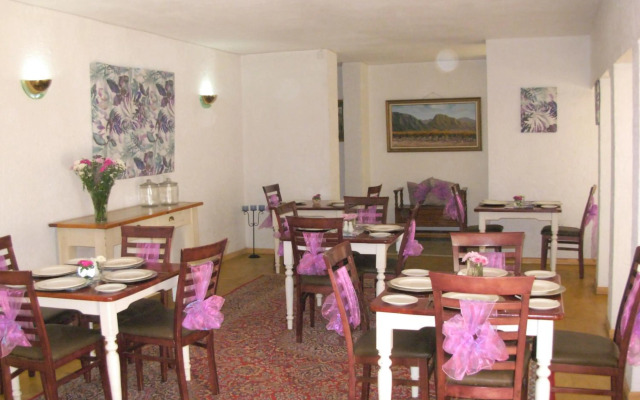 Jacaranda Self Catering Apartments