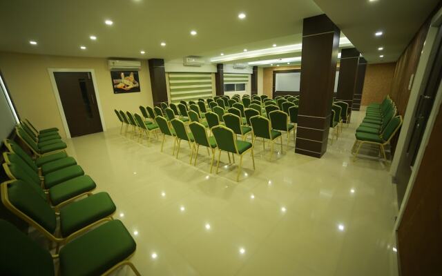 Nakshatra Emerald Inn