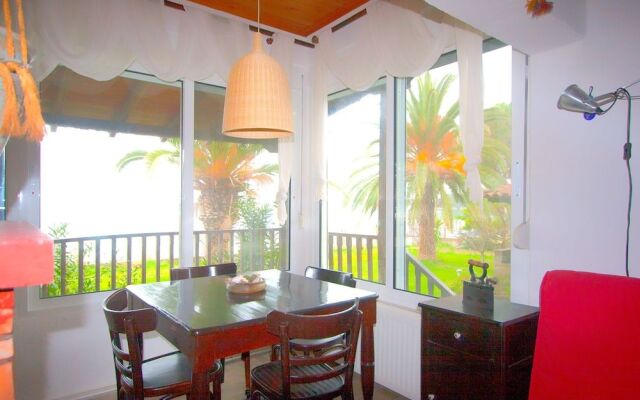 Docker BeachFront House by Halkidiki Villas