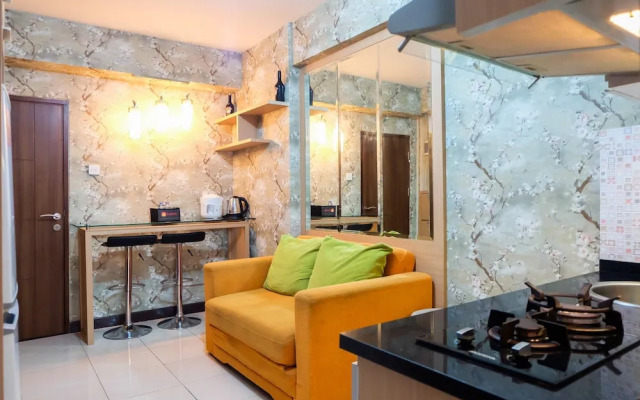 Full Furnished 2Br Pluit Sea View Apartment By Travelio