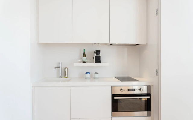 Chiado Studio and One-Bedroom Apartment - by LU Holidays