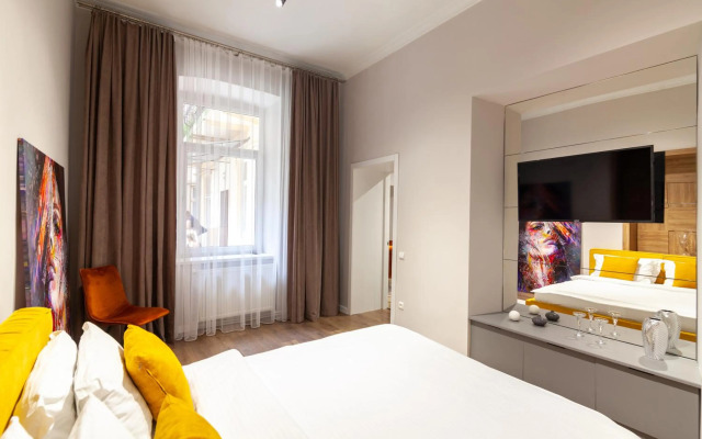 Royal apartment on Glibova 5