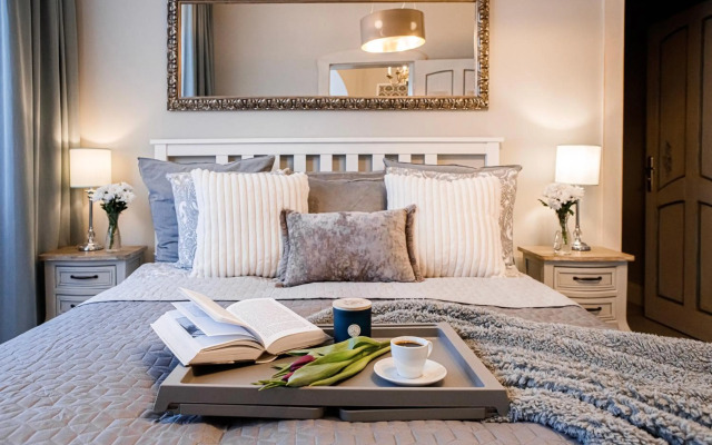 Cherry House Apartments