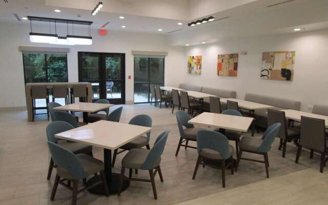 Best Western Plus Bonham