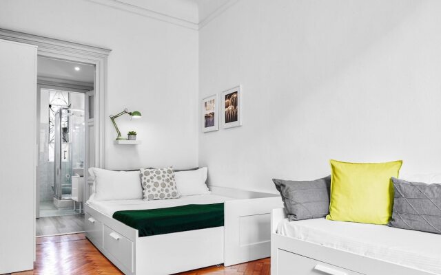 Luxury 2 Bedrooms Home in Milan Center