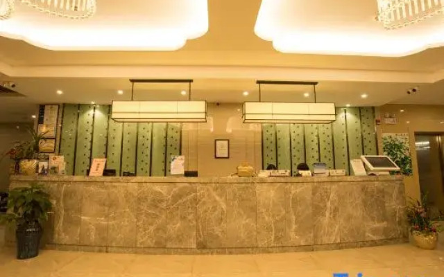 Huangshan Qingya Hotel