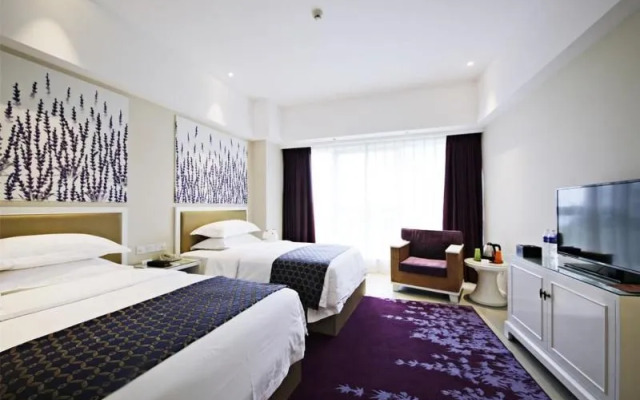 Lavender Garden, Howard Johnson International Hotel Kunming Flower City