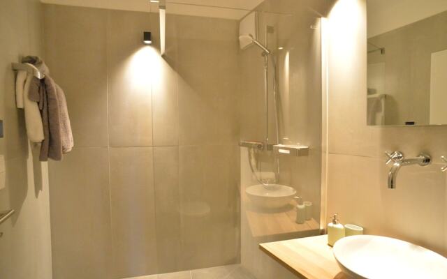 Grey House Apartments Grossbeeren