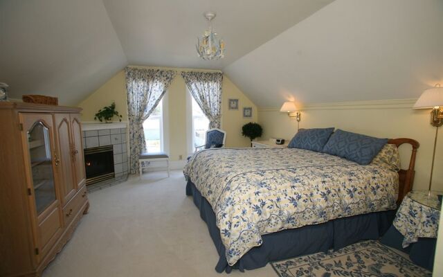 Atrium Bed and Breakfast