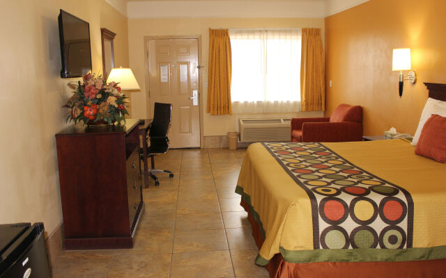 Texas Inn and Suites McAllen at La Plaza Mall and Airport