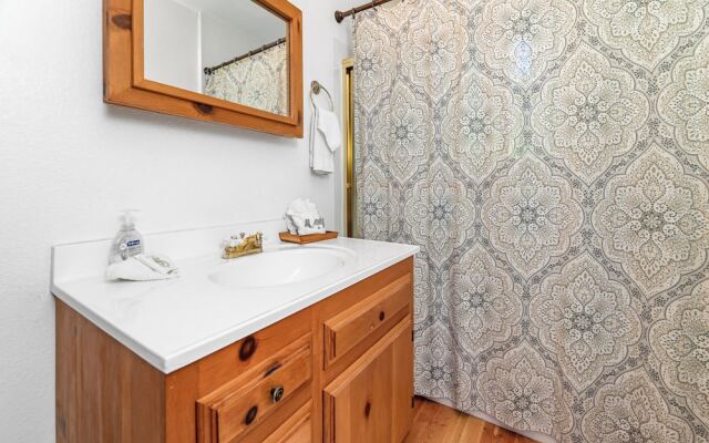 Stillwater Cove Lakefront