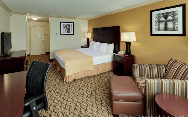 Mitchell Executive Hotels-Fort Lee
