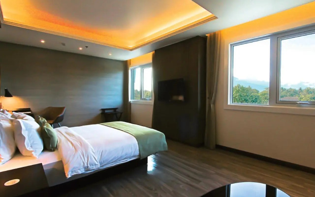 The Marison Hotel