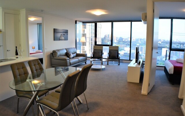 Royal Stays Apartments - Whiteman St