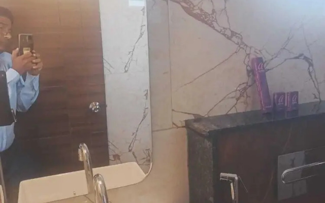 Astra Hotels and Suites - Sector 7 HSR