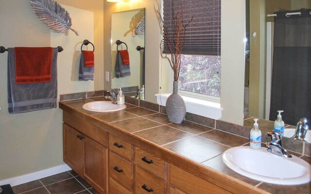 'bozeman Getaway' w/ Mountain Views, Near Downtown