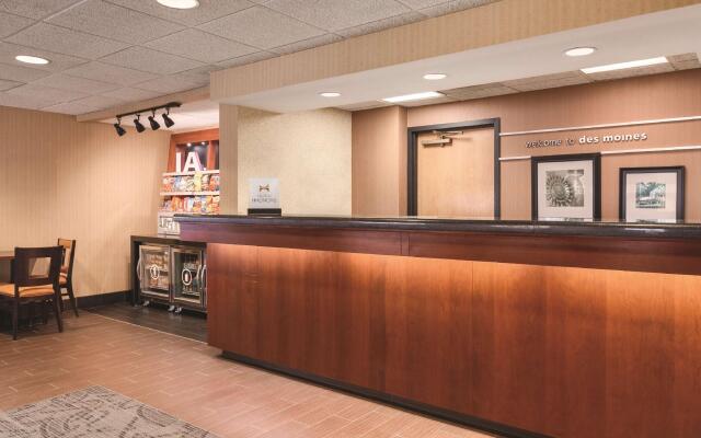 Hampton Inn Des Moines-Airport