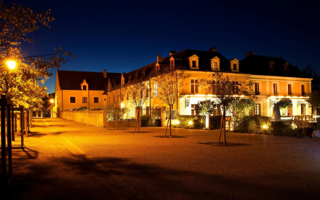 Relais de Chambord, a Small Luxury Hotels of the World