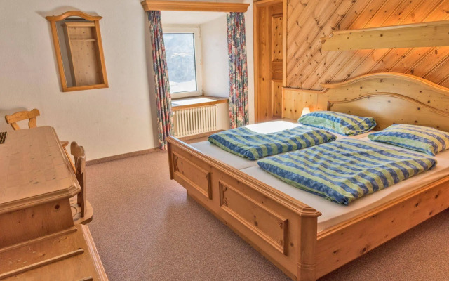 Hotel Bernina Hospiz - Hostel