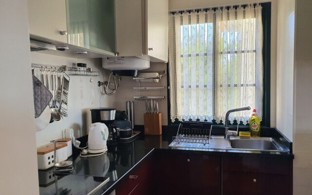 Luzia's Apartment - 2 Bedroom Apartment Sleeps 4