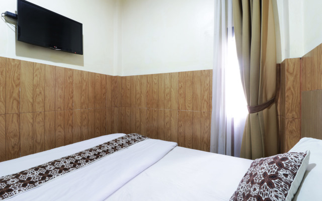 58 Guesthouse Tangerang by ZUZU