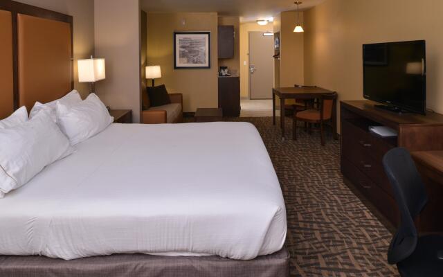 Holiday Inn Express & Suites Page - Lake Powell Area