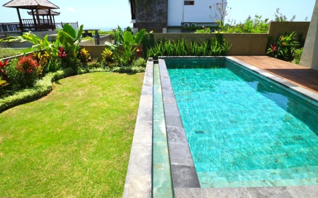 The Ocean Views Luxury Villas & Apartment by ZUZU