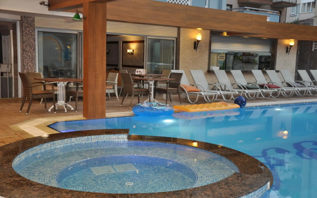 Lavinia Apart Hotel