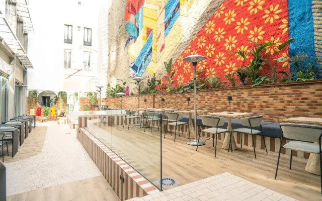 Akeah Hotel Gran Via