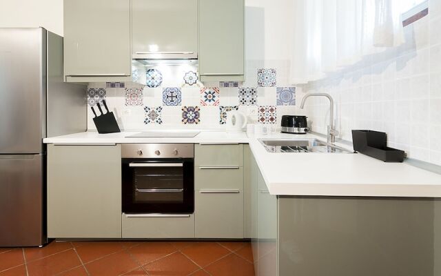 Italianway - Delle Casine 14