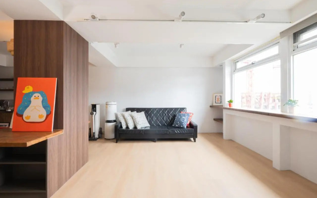 Apartment 10F