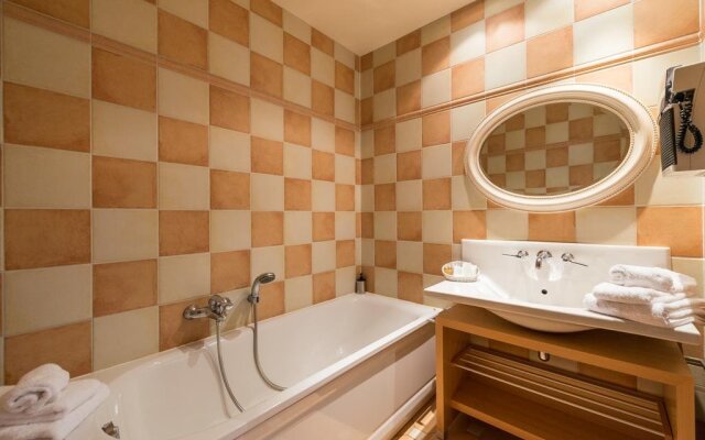 Hotel Hotleu