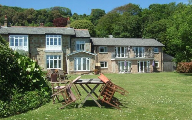 Woodcliffe Holiday Apartments