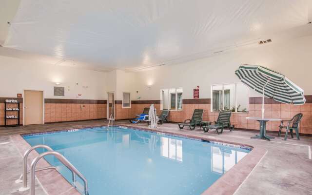 Sleep Inn & Suites