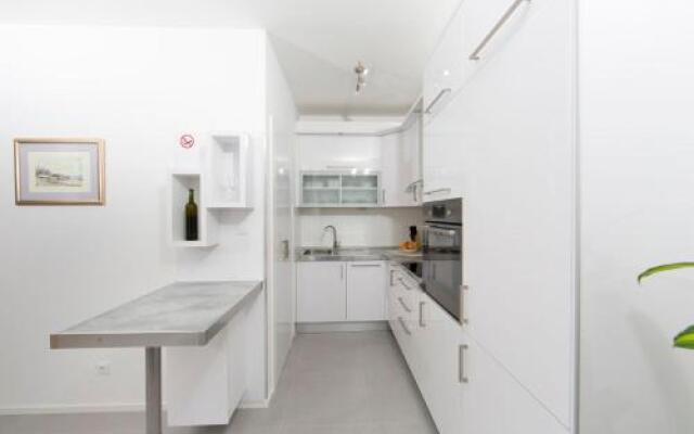 Apartment Ema