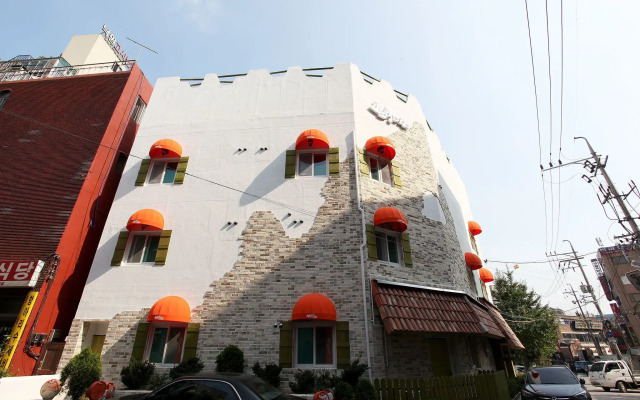 Suwon Station Provence 22st