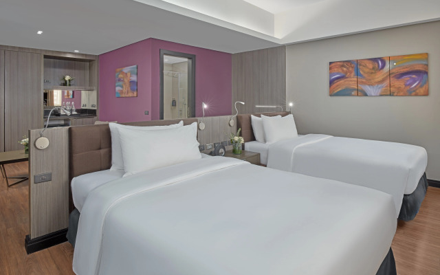 F1 Hotel Manila