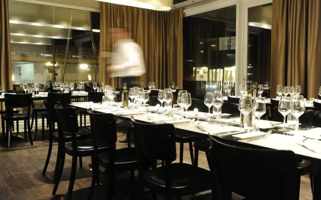 Hotel APART Welcoming I Urban Feel I Design