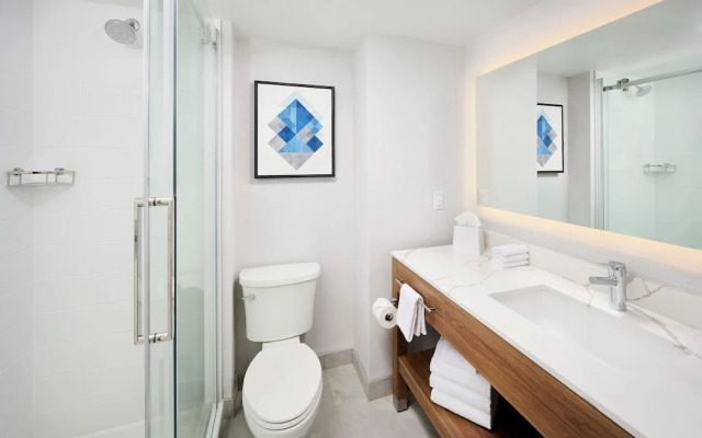 Candlewood Suites Burlington Conference Centre by IHG