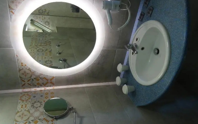 Thalassa House Apartments