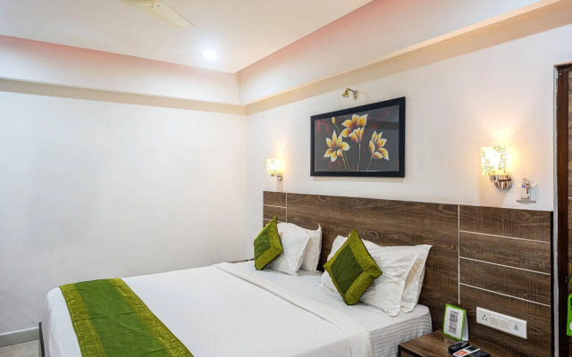 OYO 9647 Hotel MVV Bhavan
