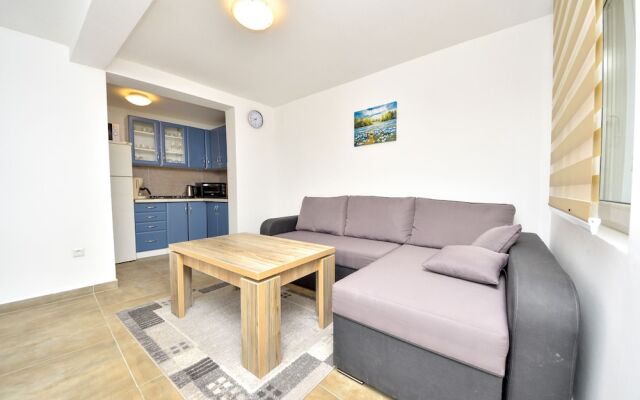 Apartmani Robi i Kristina