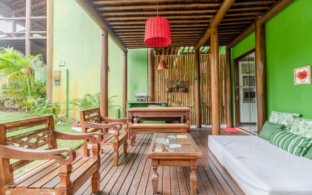IT10 Bangalô Duplex 3 Suítes Pé na Areia