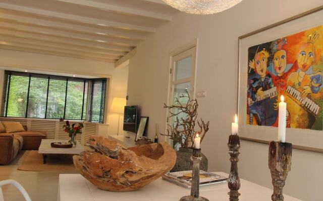 Holiday Home in Bergen With Terrace, Garden, Lounge Set