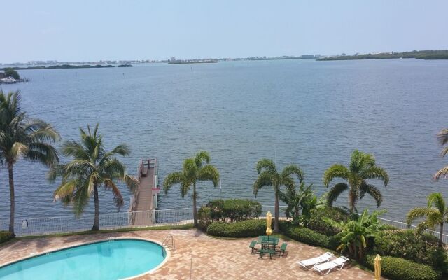 Boca Ciega Resort